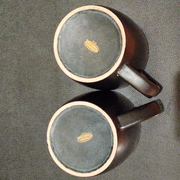 2 black & orange mugs - Picture 4 of 11